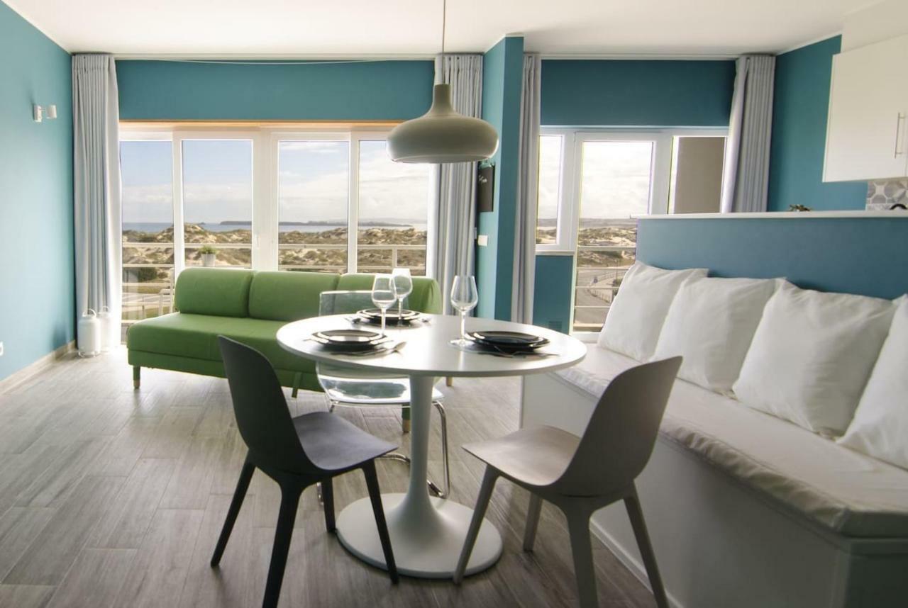 Baywatch Beach House Peniche Apartment ภายนอก รูปภาพ