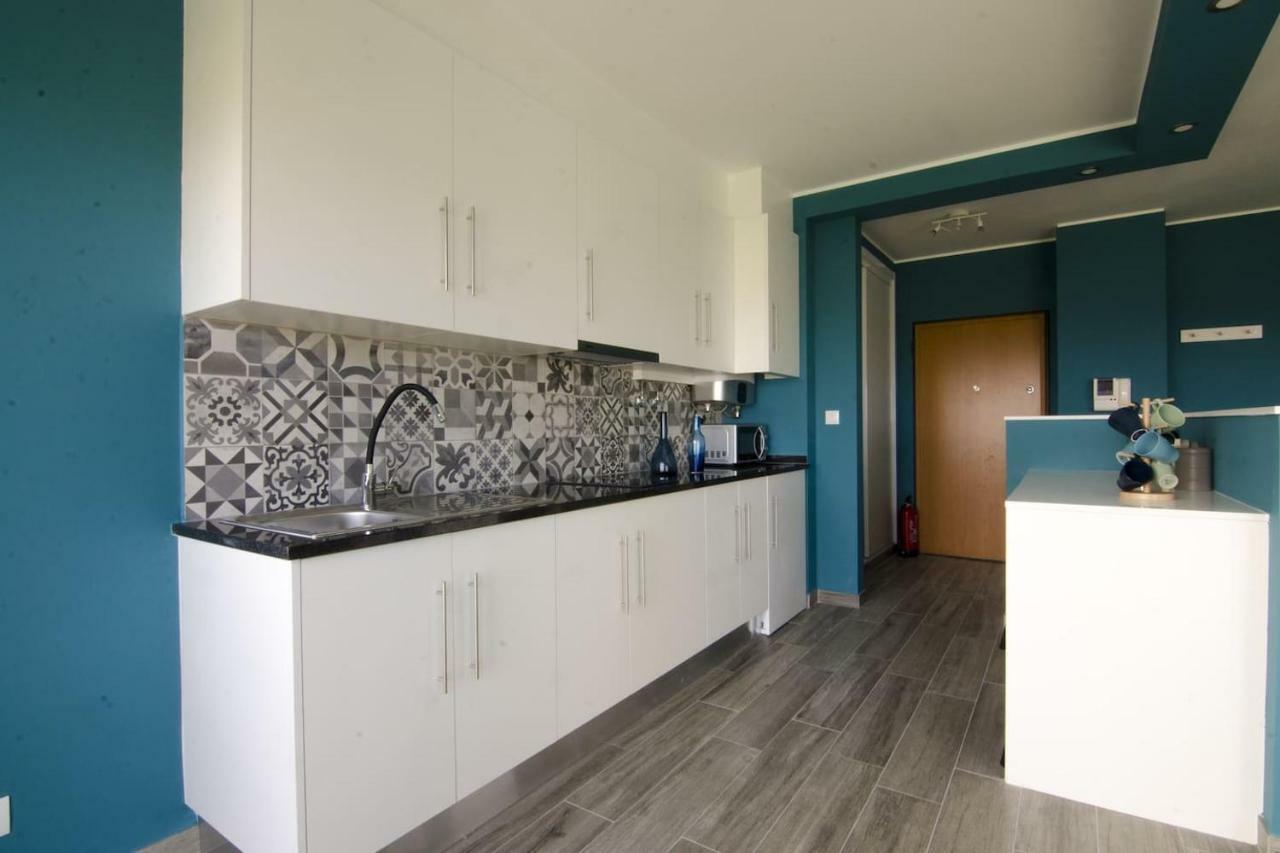 Baywatch Beach House Peniche Apartment ภายนอก รูปภาพ