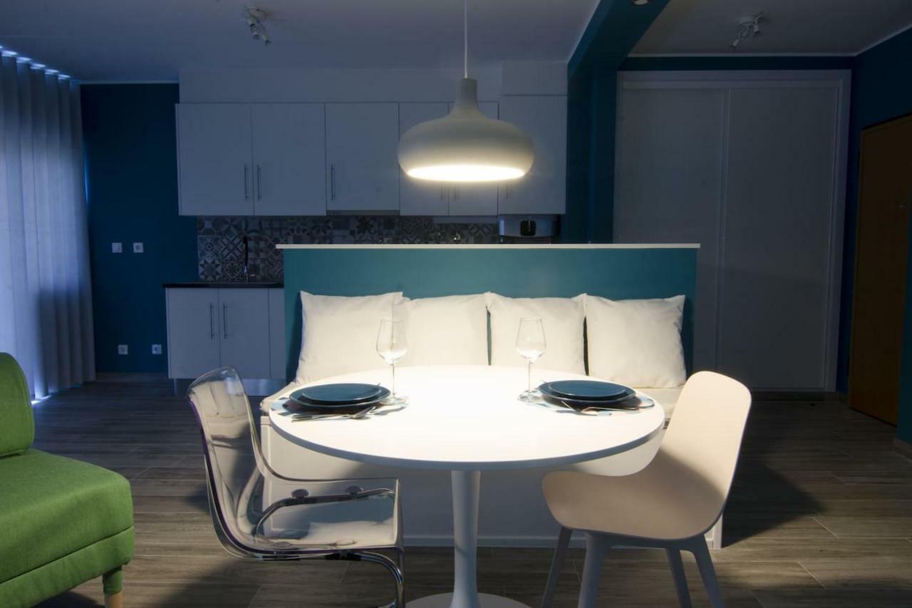 Baywatch Beach House Peniche Apartment ภายนอก รูปภาพ